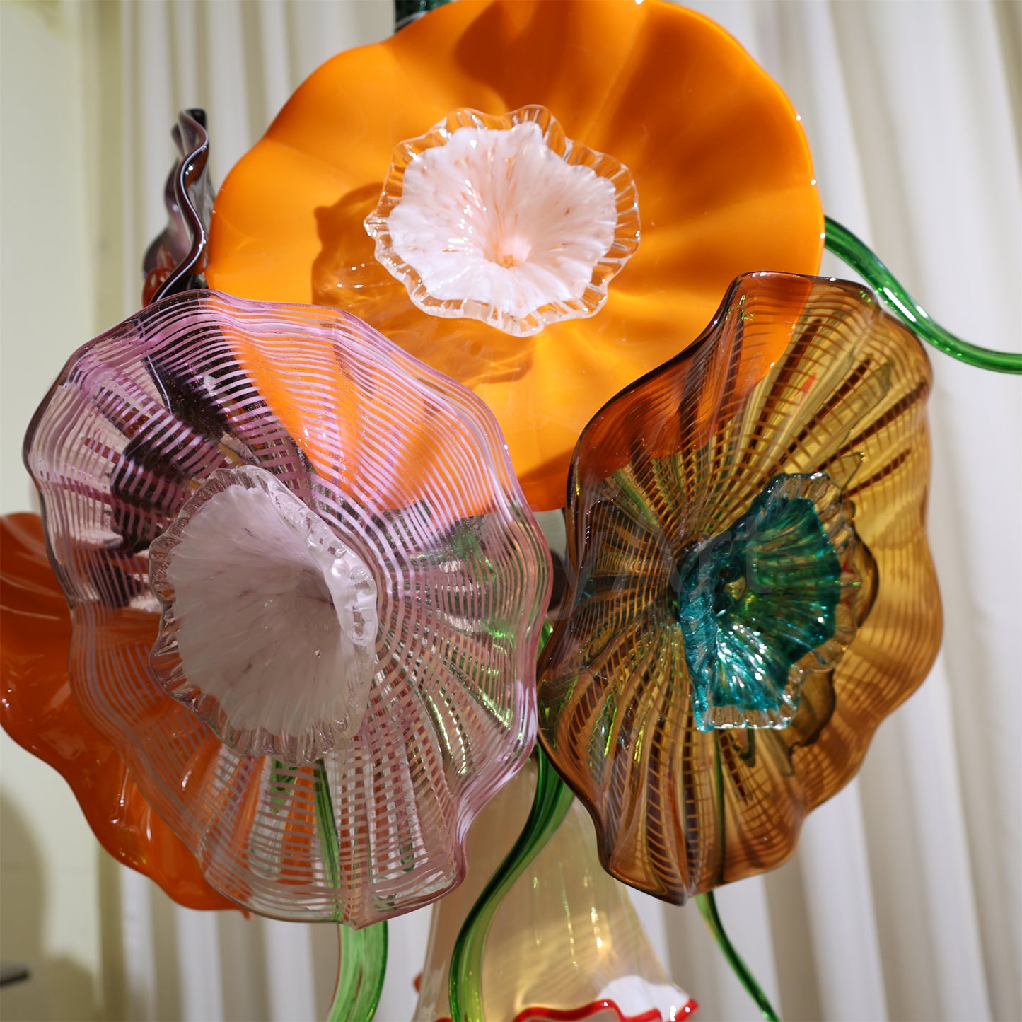 Specail design Inspired by flowers in nature hand made blown glass flower chandelier decoration for dining room, bed room, living room, Entrance
