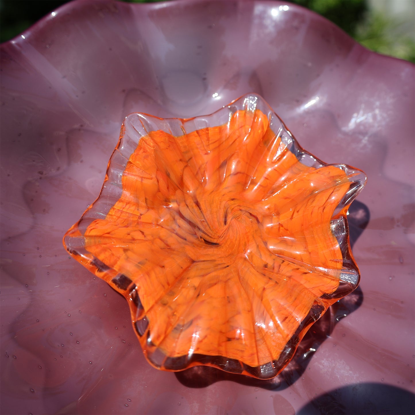 Hand made purple glass flowers wall decoration Where to buy similar Chihuly glass in Seattle