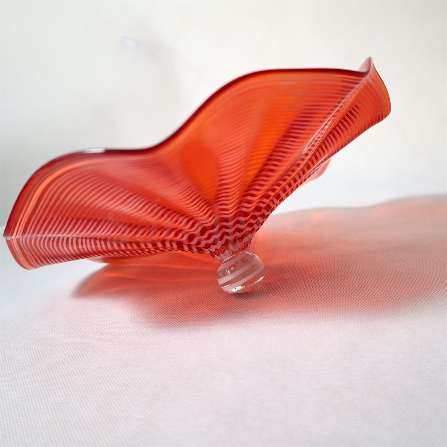 Hand made mouthblown Red color Chihuly glass plate Inspired wall decoration