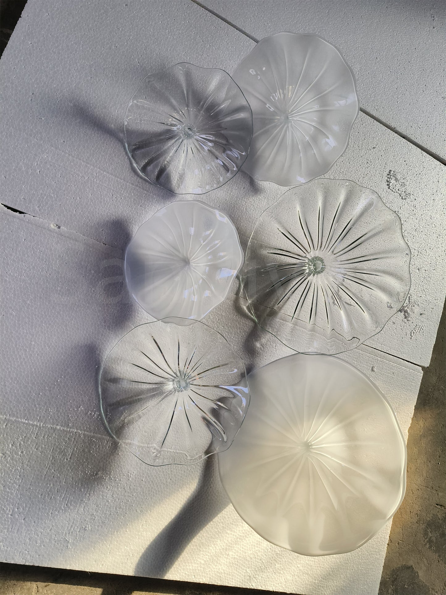 Hand made mouthblown glass white platters wall decoration Chihuly Persian plate