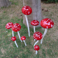 Hand made blown glass red mushroom sculpture outdoor decoration like Chihuly garden glass design