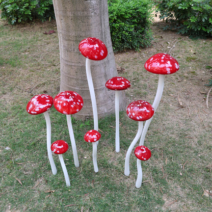 Hand made blown glass red mushroom sculpture outdoor decoration like Chihuly garden glass design
