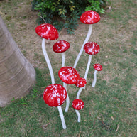 Hand made blown glass red mushroom sculpture outdoor decoration like Chihuly garden glass design