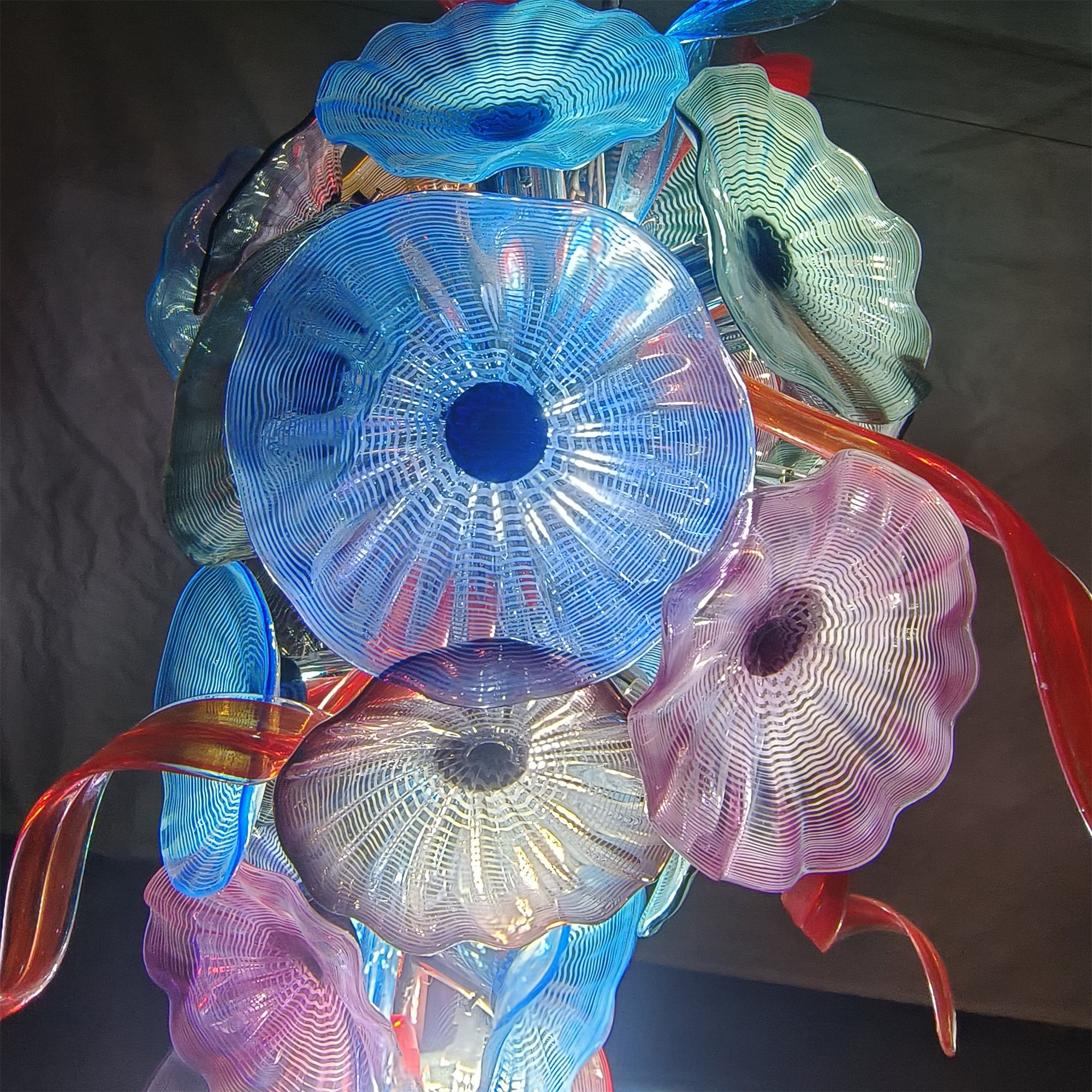 Factory production of hand blown glass lotus chandelier wedding decoration