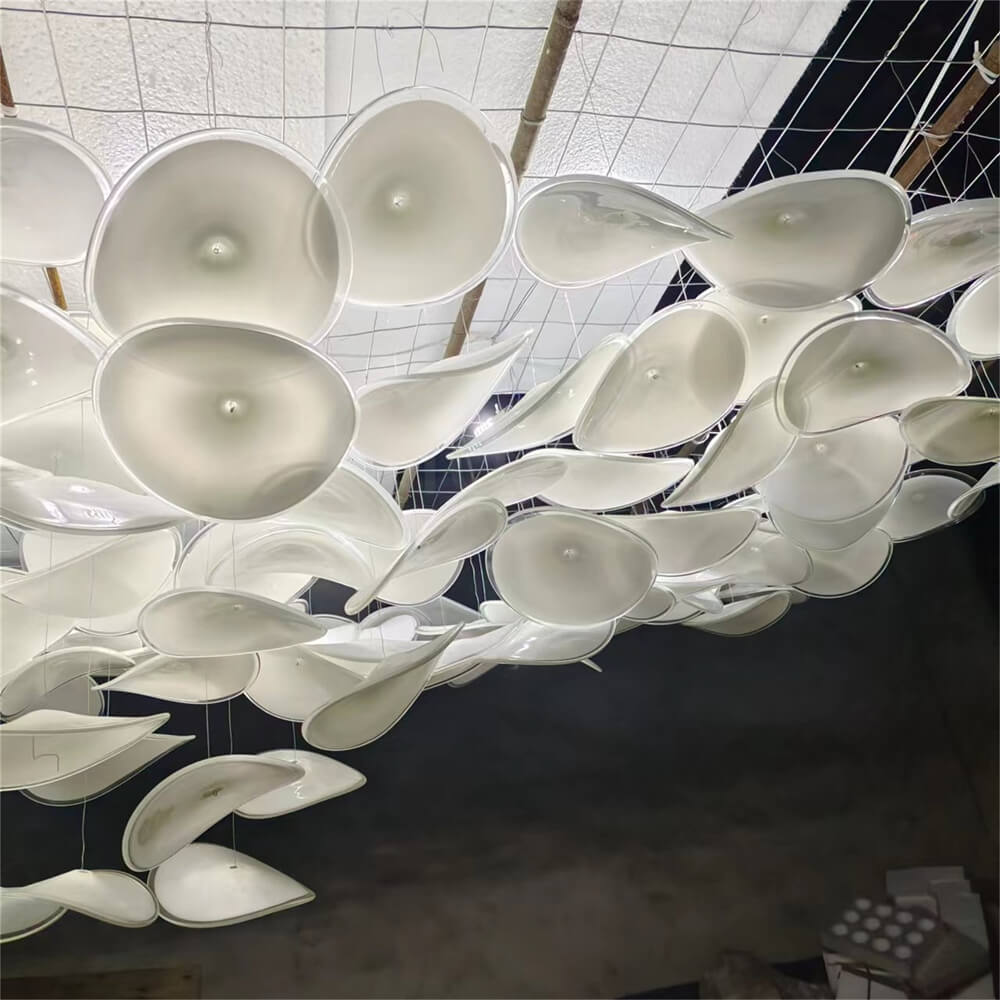 Ceiling decoration murano glass white color plate lighting with hang wire