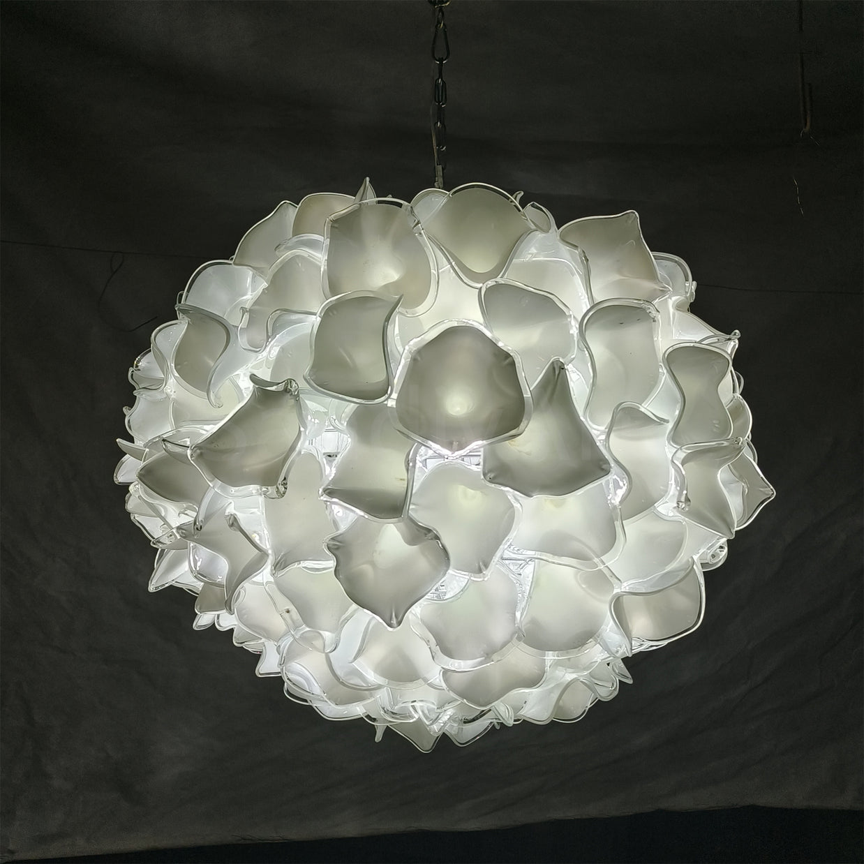 95cm Custom glass art white flower chandelier wholesale price