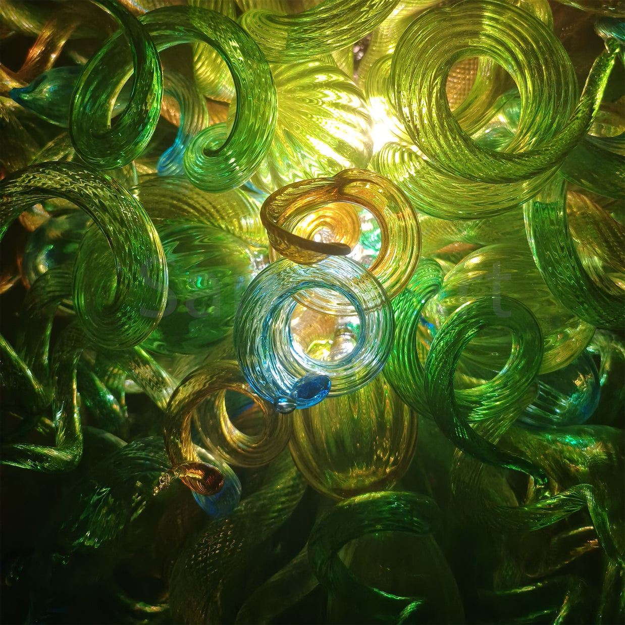 Natural shape and color glass chandelier green color for villa hotel decoration