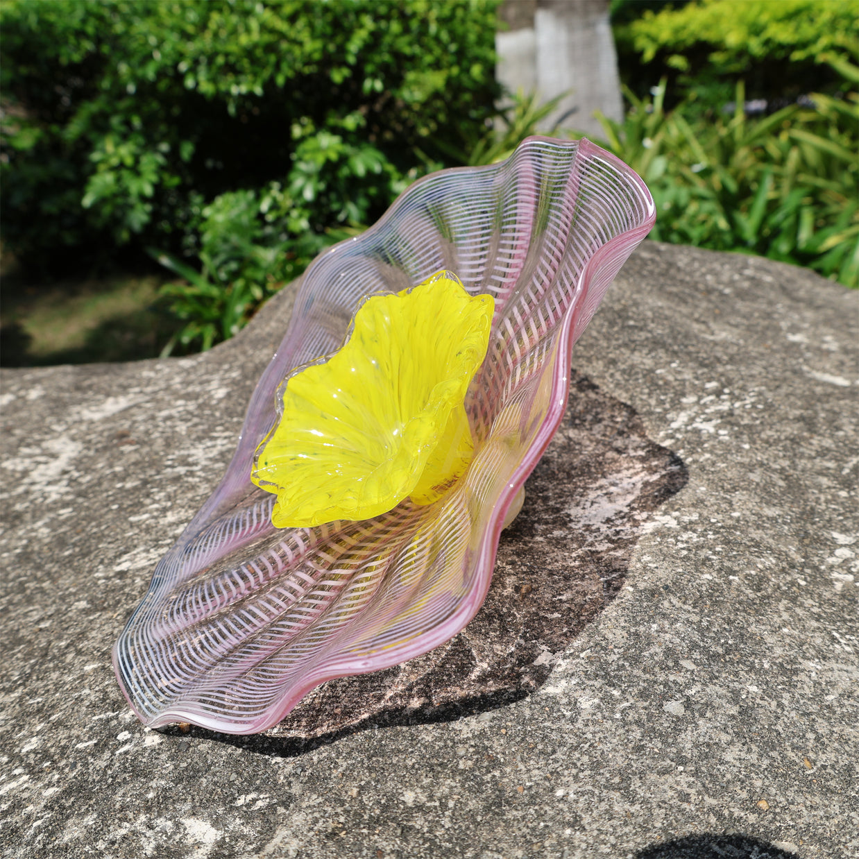Specail design hand made blown glass pink plates wall art decoration indoor design