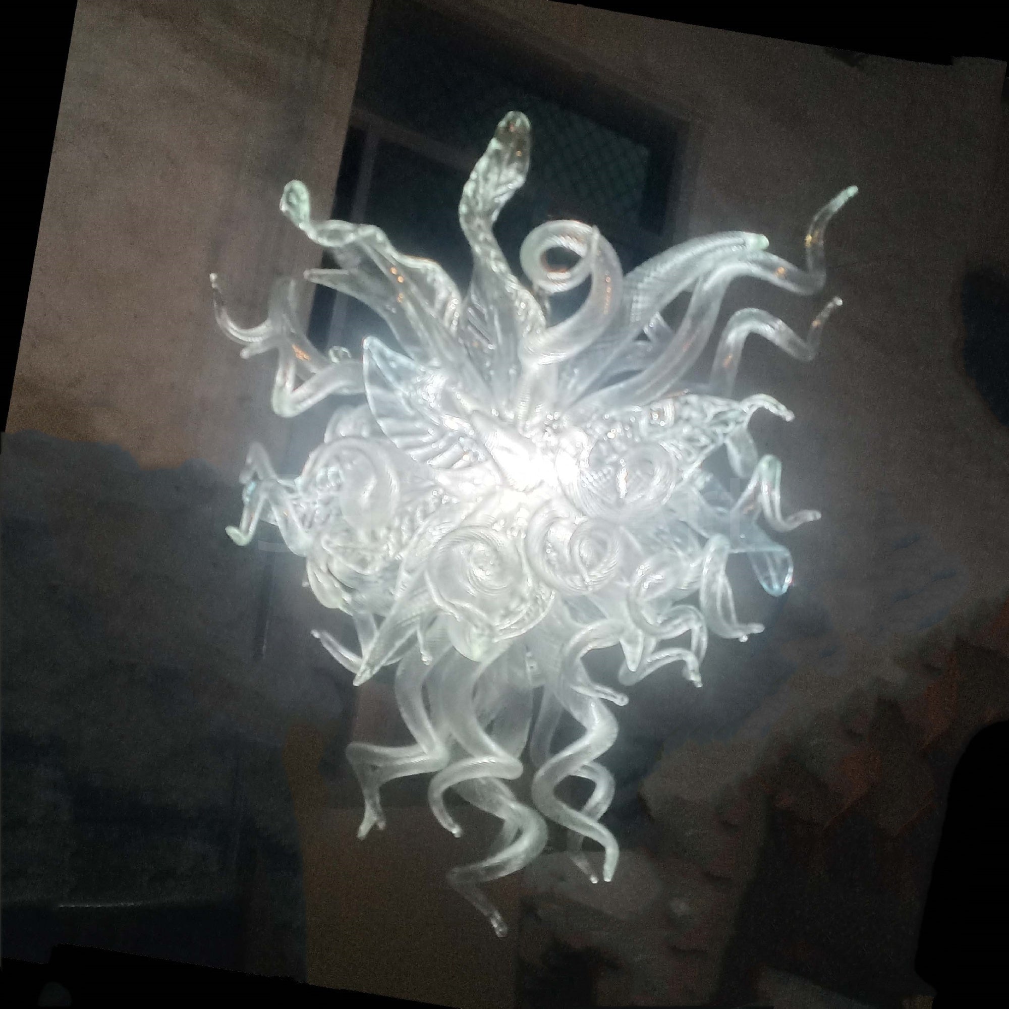 Clear art blown glass chandeliers from factory production